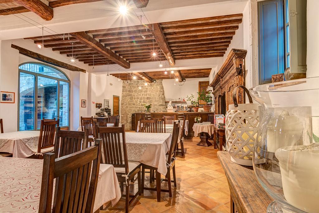 קסטלנואובו ברארדנגה Residence Castello Di Orgiale מראה חיצוני תמונה