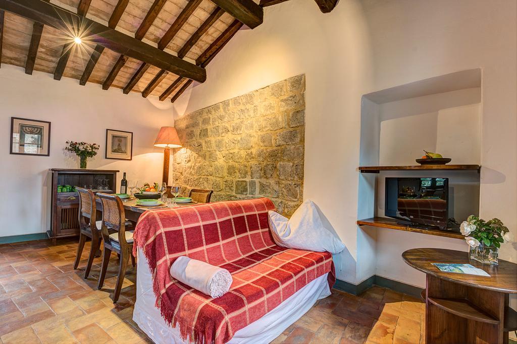 קסטלנואובו ברארדנגה Residence Castello Di Orgiale מראה חיצוני תמונה