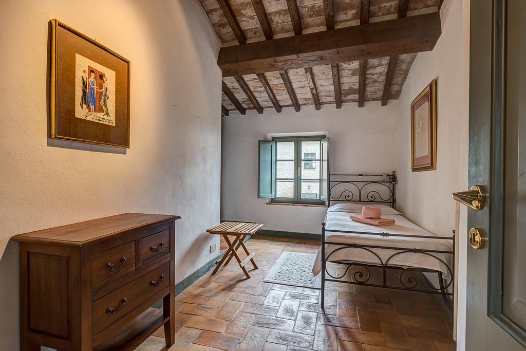 קסטלנואובו ברארדנגה Residence Castello Di Orgiale מראה חיצוני תמונה